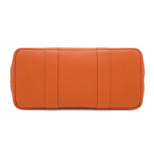 将图像加载到图库查看器中，HERMES Garden Party Feu Country Leather Size PM
