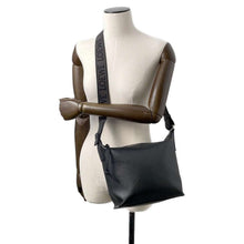 将图像加载到图库查看器中，LOEWE Cubby Shoulder Bag BlackB906Q63X04 Calf Leather Size Small
