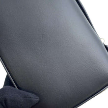 Load image into Gallery viewer, GUCCI Petit GG 2way Shoulder Bag Black739722 Leather
