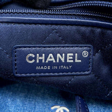 将图像加载到图库查看器中，CHANEL CHANEL22 ChainShoulder Bag BlueAS3260 Denim Size Small
