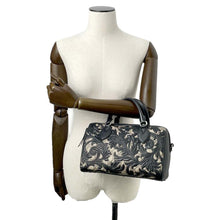 Load image into Gallery viewer, GUCCI Arabesque 2way Travel Bag Black/Beige409529 GG SupremeCanvas Leather
