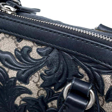 Load image into Gallery viewer, GUCCI Arabesque 2way Travel Bag Black/Beige409529 GG SupremeCanvas Leather
