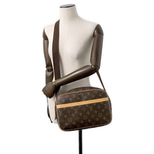 Load image into Gallery viewer, LOUIS VUITTON Reporter BeigeM45254 Monogram Size PM
