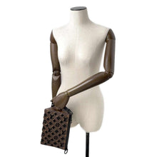 Load image into Gallery viewer, LOUIS VUITTON Triangle Messenger NoirM45070 Monogram / Toughtage
