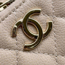 将图像加载到图库查看器中，CHANEL Matelasse 2WAY Chain Vanity Bag BeigeAP2912 Caviar Leather
