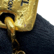 Load image into Gallery viewer, CHANEL Cambon Plate Chain Necklace Gold Metal
