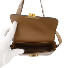 将图像加载到图库查看器中，CELINE Triomphe Shoulder Camel191903BF4 Calf Leather Size Nano
