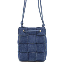 将图像加载到图库查看器中，Bottega Veneta Cassette Bucket Shoulder Bag Blue743789 Denim
