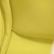 Load image into Gallery viewer, HERMES Lindy Lime Taurillon Clemence Size Mini
