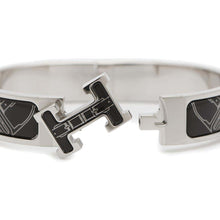 Load image into Gallery viewer, HERMES Clic Clac H Size PM Black/Silver Enamel Metal
