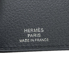 将图像加载到图库查看器中，HERMES Passport Case RMS Grimist Evercolor
