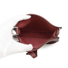 Load image into Gallery viewer, HERMES Evelyne Rouge H Taurillon Clemence Size TPM
