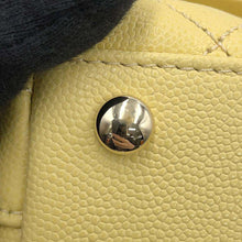 将图像加载到图库查看器中，CHANEL Coco Handle 2WAYHandbag Light YellowA92990 Caviar Leather Size XS
