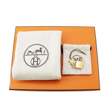 Load image into Gallery viewer, HERMES Picotin Lock Black Taurillon Clemence Size PM
