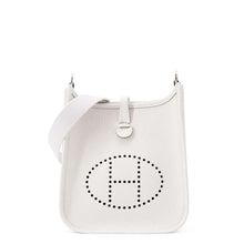 Load image into Gallery viewer, HERMES Evelyne Amazon Grease pail Taurillon Clemence Size TPM
