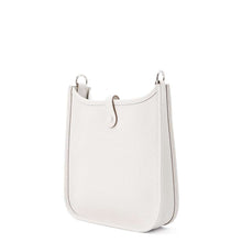 Load image into Gallery viewer, HERMES Evelyne Amazon Grease pail Taurillon Clemence Size TPM
