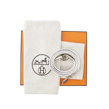 Load image into Gallery viewer, HERMES Evelyne Amazon Grease pail Taurillon Clemence Size TPM
