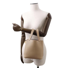 Load image into Gallery viewer, HERMES Picotin Lock Beige Marfa Taurillon Clemence Size PM
