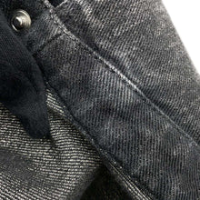 Load image into Gallery viewer, CHANEL COCO Button Denim Jacket Size 36 BlackP74033 Cotton 70% Viscose 18% Polyester 12%
