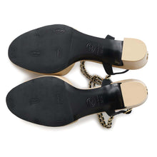 将图像加载到图库查看器中，CHANEL ★Double Chain EncreStrap Heel Sandals Beige/BlackG45094 Leather Size 35H
