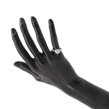 Load image into Gallery viewer, GRAFF Icon Heart Ring Size #Approximately6RGR619 18K White Gold
