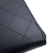 将图像加载到图库查看器中，CHANEL Matelasse L-shaped zipper compact wallet BlackAP3997 Calf Leather
