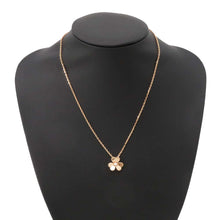 将图像加载到图库查看器中，Van Cleef &amp; Arpels Frivole Pendant Small modelVCARPFBM00 18K Pink Gold
