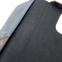 Load image into Gallery viewer, LOUIS VUITTON IPHONE 16 PRO・Folio NoirM12539 Monogram・Canvas
