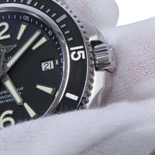 Load image into Gallery viewer, BREITLING Superocean Automatic 42 W42mm Stainless Steel Black DialA17366021B1A1
