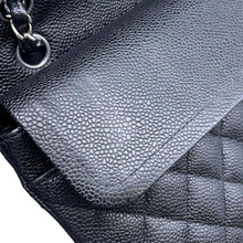 Load image into Gallery viewer, CHANEL Matelasse ChainShoulder Bag BlackA01112 Caviar Leather Size 25
