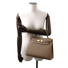 Load image into Gallery viewer, HERMES Kelly Sellier Etoupe Epsom Size 28
