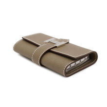 将图像加载到图库查看器中，HERMES Bearn Key Case Etoupe Chevre Myzore Goatskin

