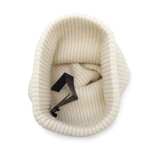 Load image into Gallery viewer, LOUIS VUITTON Pone LV Headline BlancM77873 Wool 100%
