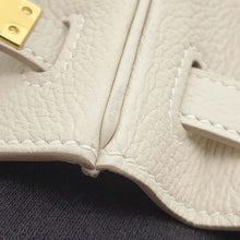 Load image into Gallery viewer, HERMES Kelly Retourne Craie Togo Leather Size 25
