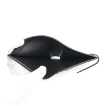 Load image into Gallery viewer, HERMES Bean compact Black Epsom
