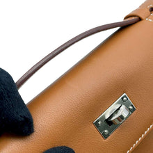 将图像加载到图库查看器中，HERMES PochetteKelly Gold Swift Leather
