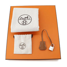 Load image into Gallery viewer, HERMES Birkin Gold Togo Leather Size 25
