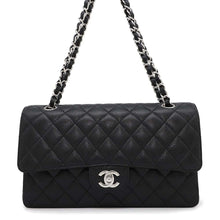 将图像加载到图库查看器中，CHANEL Matelasse W flap WChainShoulder Bag BlackA01112 Caviar Leather Size 25
