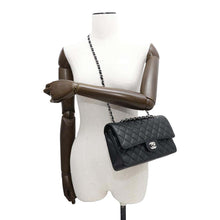 将图像加载到图库查看器中，CHANEL Matelasse W flap WChainShoulder Bag BlackA01112 Caviar Leather Size 25
