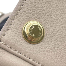 将图像加载到图库查看器中，LOUIS VUITTON On My Side GaletM20600 Monogram Mahina Calf Leather Size PM
