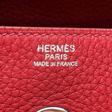 Load image into Gallery viewer, HERMES Lindy Rouge Casaque Taurillon Clemence Size 34
