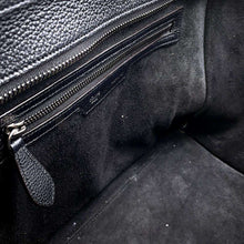 Load image into Gallery viewer, CELINE Luggage shopper Black Leather Size Medium
