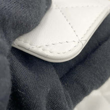 Load image into Gallery viewer, CHANEL Matelasse ChainShoulder Bag WhiteAS3226 Lambskin
