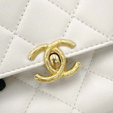 Load image into Gallery viewer, CHANEL Matelasse ChainShoulder Bag WhiteAS3226 Lambskin
