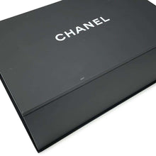 Load image into Gallery viewer, CHANEL Matelasse ChainShoulder Bag WhiteAS3226 Lambskin
