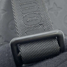 Load image into Gallery viewer, LOUIS VUITTON Discovery・Bumbag NoirM46036 Monogram Shadow Size PM
