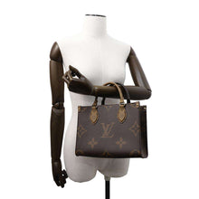 将图像加载到图库查看器中，LOUIS VUITTON Onthego RedM46373 Monogram Monogram Reverse Canvas Monogram Giant Size PM
