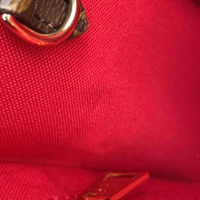 将图像加载到图库查看器中，LOUIS VUITTON Onthego RedM46373 Monogram Monogram Reverse Canvas Monogram Giant Size PM
