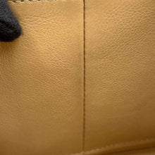 Load image into Gallery viewer, CHANEL Matelasse ChainShoulder Bag BeigeA01113 Lambskin Size 23
