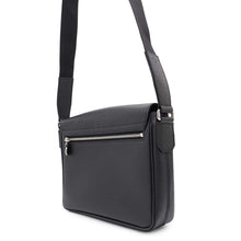 Load image into Gallery viewer, LOUIS VUITTON District NV3 NoirM30850 Taiga Leather Size PM
